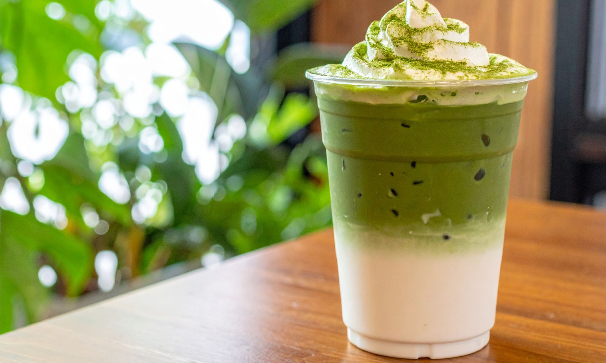 מאצ'ה לאטה איכותי עם קצפת